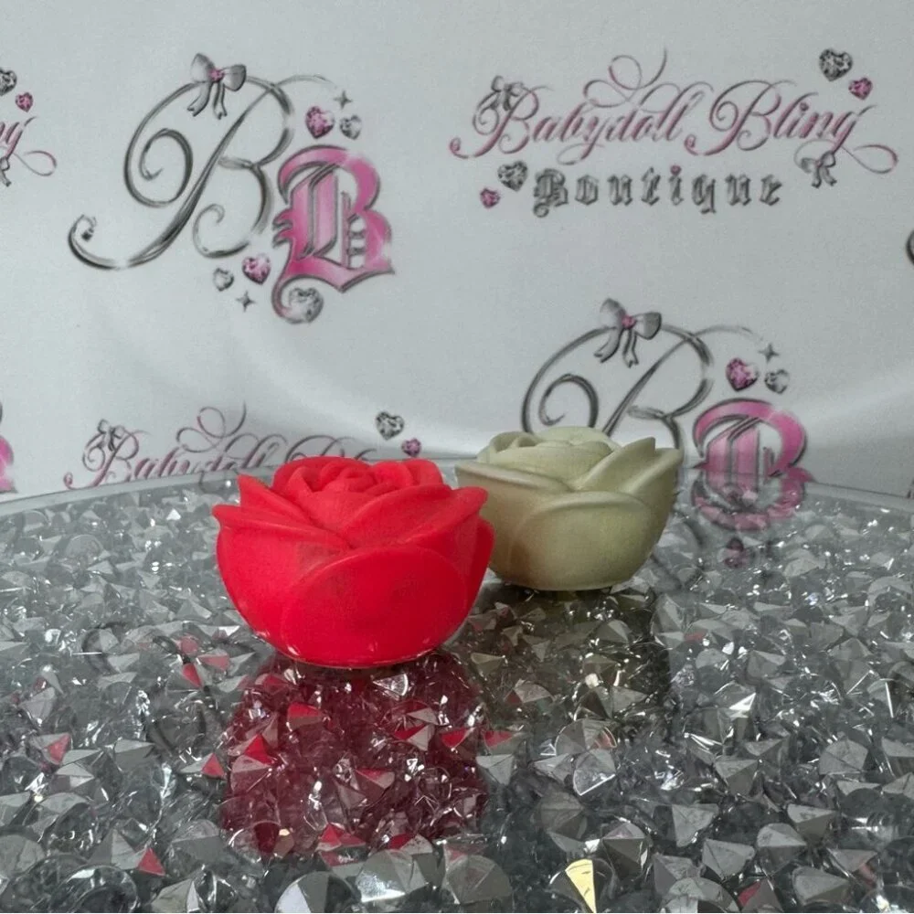 Light up roses Set of Three Rose-Shaped 3 LED lights 1 red/pink and 2 white